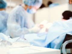 Johnson & Johnson MedTech wspiera rozwój AI w chirurgii i uruchamia Polyphonic™