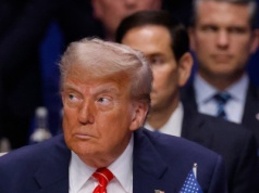 "Muszą chodzić wokół niego na palcach". Urzędnik wskazał na Trumpa