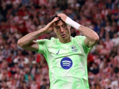 Czarne chmury nad Lewandowskim w Barcelonie. "Musi ustąpić miejsca"