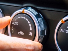 Klimatyzacja w samochodzie. Kierowcy zapominają o zasadzie 5 minut