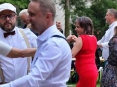 Potańcówka w Karczmie Kocanka. Zobacz, jak się bawiono