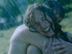 Skandal, namiętność i walka o wolność: to jeden z najlepszych zmysłowych filmów na Netflixie