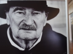 95 lat temu urodził się Sławomir Mrożek. "Mogłem być znacznym pisarzem"