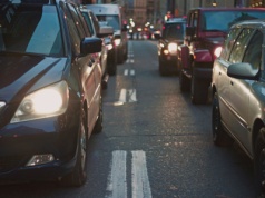 Chcesz kupić używane auto? Unia szykuje „biurokratyczny koszmar”
