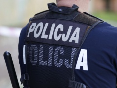 Ukradł busa, w którym znajdowała się 13-latka
