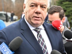 Sasin o Podlaskiem: „To końcówka nieudolnych rządów”. Konfederacja mówi o nieróbstwie