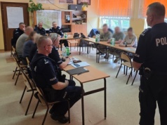 Zastrzelił córkę i zięcia, gra policji na nosie. Obława w Starej Wsi wchodzi w nową fazę