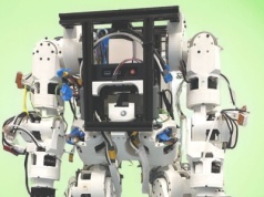 Nowy robot humanoidalny z drukarki 3D. Tani, dostępny i do samodzielnego złożenia