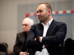 Dyrektor Kozłowski: Afera to jest, jak przychodzą służby o 6 rano
