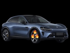 Ten najnowszy SUV to hit, ale zdarza mu się zapalić. Producent twierdzi, że to jest ok
