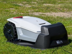 Test robota koszącego Goat Bot Unicut H1. Mam mieszane uczucia