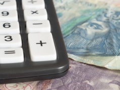 Kursy walut. Ile kosztują dolar, euro i frank w poniedziałek 30 czerwca?