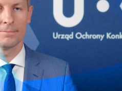 Prezes UOKiK na balu organizowanym przez żonę prezesa InPostu