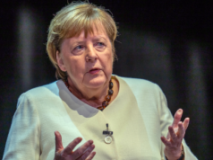 Angela Merkel krytykuje politykę rządu Niemiec. Chodzi o migrantów