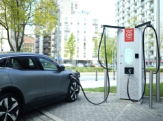 W wakacje zaoszczędzisz na ładowaniu z ORLEN Charge – rusza promocja dla właścicieli elektryków