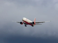 Incydent podczas lotu Air India do Wiednia. Piloci zawieszeni w obowiązkach