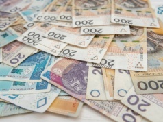Drukował banknoty i płacił za zakupy. Lepiej sprawdź, co masz w portfelu