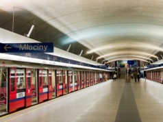 Nocny pożar na stacji Metro Racławicka