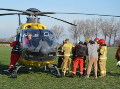 Tragiczny wypadek! Dwóch mężczyzn spadło z wysokości. Na miejscu śmigłowiec LPR