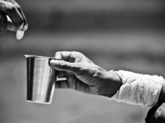 Ekspert: Ogólnokrajowy zakaz żebractwa w Szwecji niepotrzebny