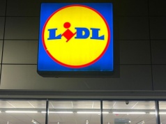 Lidl oszalał. Zadbasz o trawnik za ułamek ceny. Takiej promocji jeszcze nie było