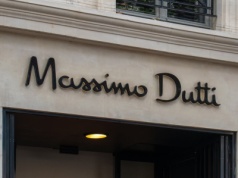 Wielka wyprzedaż letniej kolekcji Massimo Dutti idzie jak burza. Kusi pełno modnych perełek. A Sinsay?
