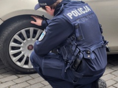 Policjant podczas kontroli spojrzał na opony. Mandat to 3 tys. zł