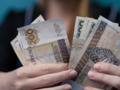 Płacą im ponad 6 tysięcy złotych. Urzędnicy zorganizowali praktyki dla studentów