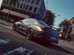Bestsellerowy superhatch Mercedesa żegna się z rynkiem. Następca będzie już elektryczny