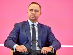 Nawrocki dobiera ekipę i pracuje nad ustawami. Tyle będą nas kosztować