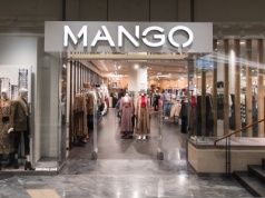 Mango tnie ceny. Lekka, przewiewna sukienka z wiązaniem wyprzedaje się jak szalona. A w B2b?