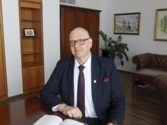 Władza chce 