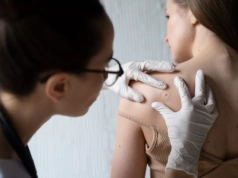 Rak skóry bez nawrotów?  Polak współautorem badania opisanego w NEJM