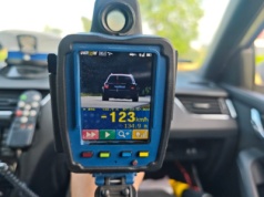 Policja zmierzyła prędkość. Wyszła na minusie. Rekordzista z Audi zapłaci 2,5 tys. zł