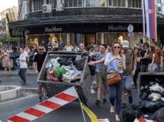 Serbowie wyszli na ulice. Protesty paraliżują Belgrad