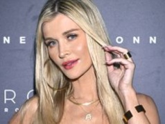 Joanna Krupa zachwyciła stylizacją na premierze piosenki. Zobacz zdjęcia!