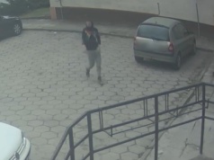 Olsztyn. Ukradł portfel i balował za cudze? Mężczyzna z nagrania poszukiwany [WIDEO]