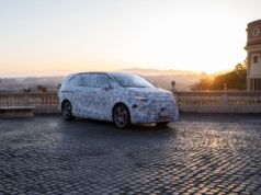 Mercedes-Benz VLE: nowa era elektrycznych vanów już na horyzoncie