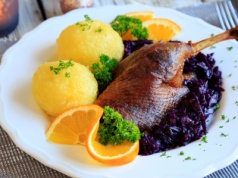 Smaczne lato w Poznaniu, czyli regionalne dania, gwiazdy Michelin i wyjątkowe promocje