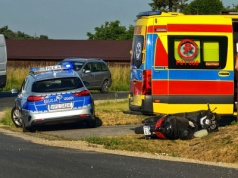 Motocyklista w ciężkim stanie (ZDJĘCIA)