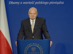Glapiński: Inflacja obniża się, ale odmrożenie cen energii może to zmienić