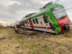 Zderzenie pociągu z ciężarówką. Są ranni