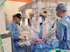 500 operacji robotem da Vinci: sukces zespołów chirurgicznych z Leszna