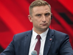 Fotopułapki, radiowozy, śmigłowiec... Organizatorzy "patroli obywatelskich" na granicy dopiero się rozkręcają