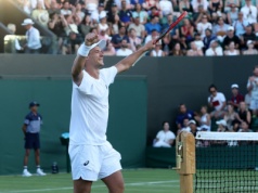 Wimbledon. O której mecz Majchrzaka dzisiaj? [TRANSMISJA NA ŻYWO, WYNIK]
