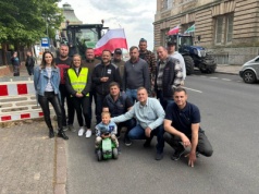 Rolnicy zawieszają protest w Szczecinie i przemieszczą się na granicę polsko-niemiecką