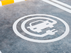 NaszEauto: dobre tempo napływu wniosków, słabe wypłat dotacji, a sprzedaż elektryków rośnie