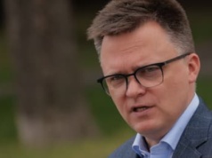 Media: Hołownia pod osłoną nocy spotkał się z człowiekiem Kaczyńskiego