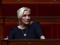 Media o nieprawidłowościach w finansach prawicowej grupy w PE. Chodzi o miliony euro