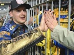 Wiktor Przyjemski wygrywa pierwszy finał SGP2 w szwedzkiej Mallili!